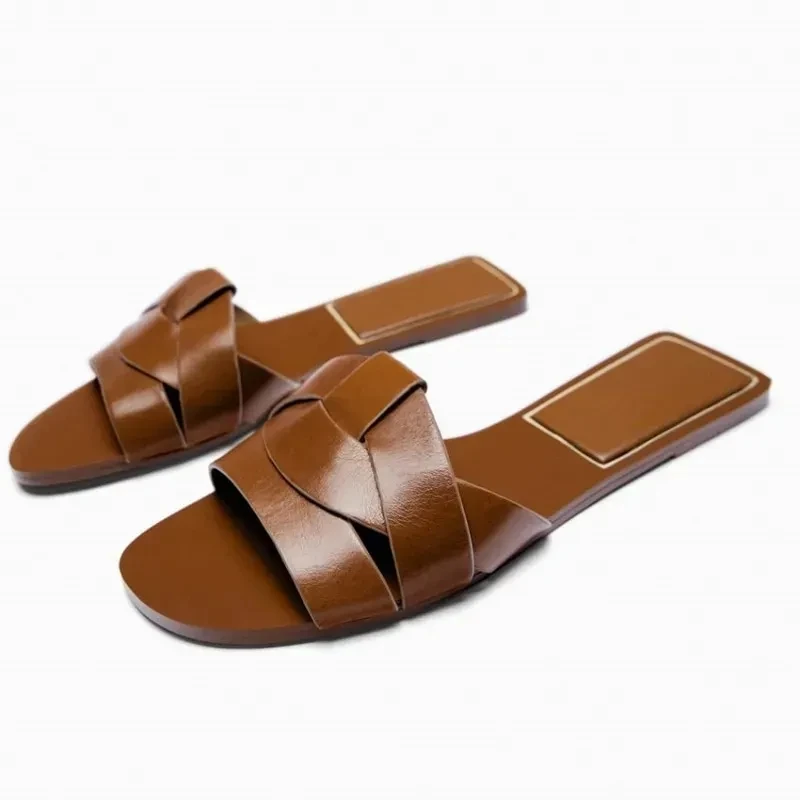 Elegant Brown Flat Sandals: Summer’s Must-Have