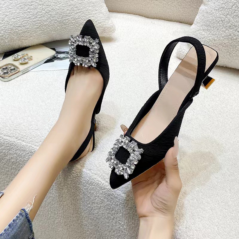 women sandals